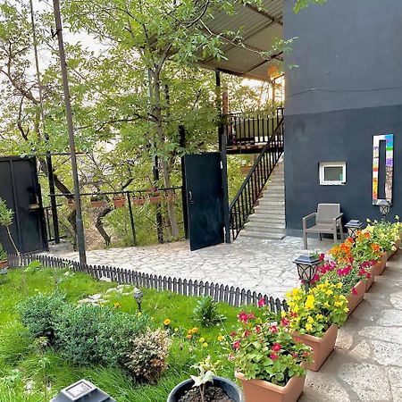 Cosy Studio With Beautiful Garden Erévan Extérieur photo